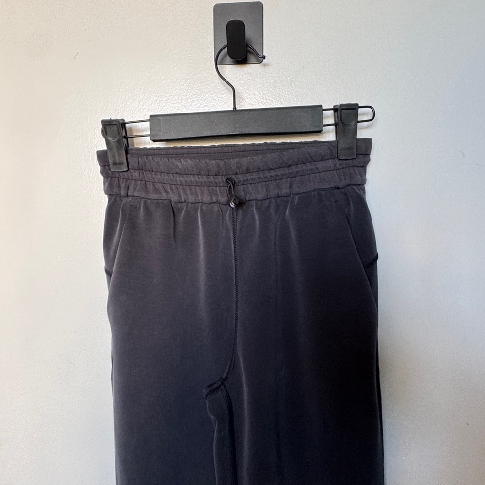 Lululemon Softstreme High-Rise Pant Regular Black - Picture 5 of 11